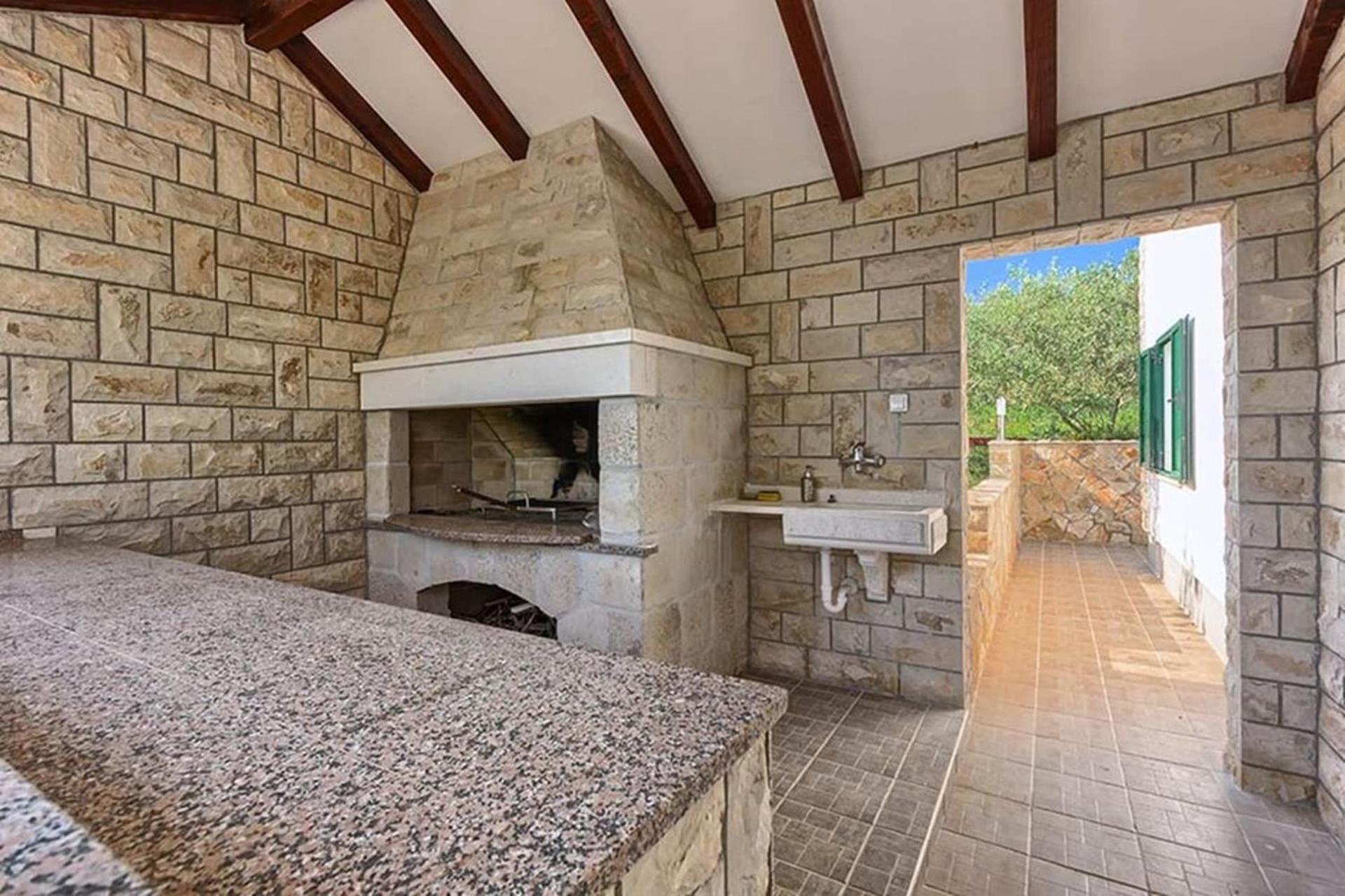 Traditional Dalmatian Stone House By The Sea オクルグ・ゴルニ エクステリア 写真